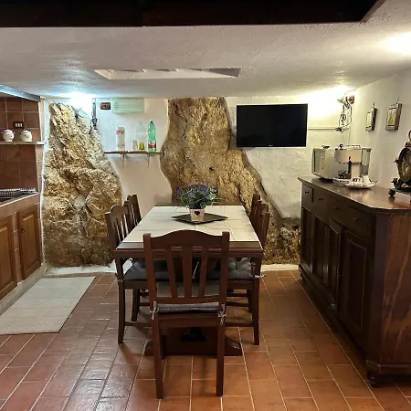 Roccia Dambra Appartamento Cori